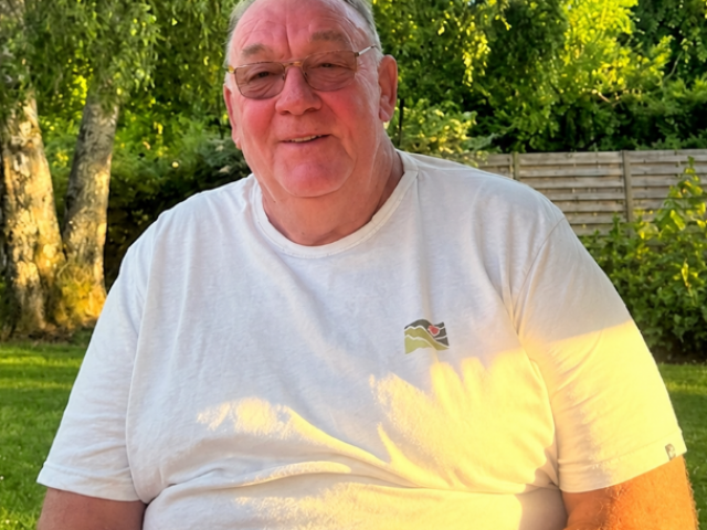 Francis GILOT
